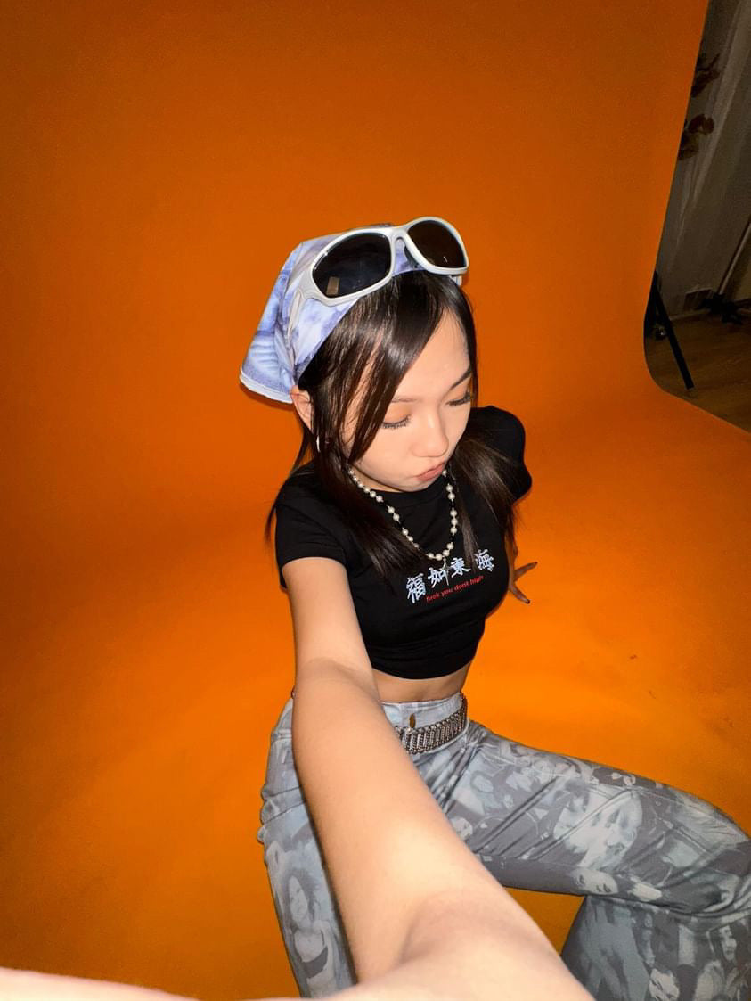 福如東海 Fuck You Dont High Embroidery Baby Tee 純黑色彈性布料
