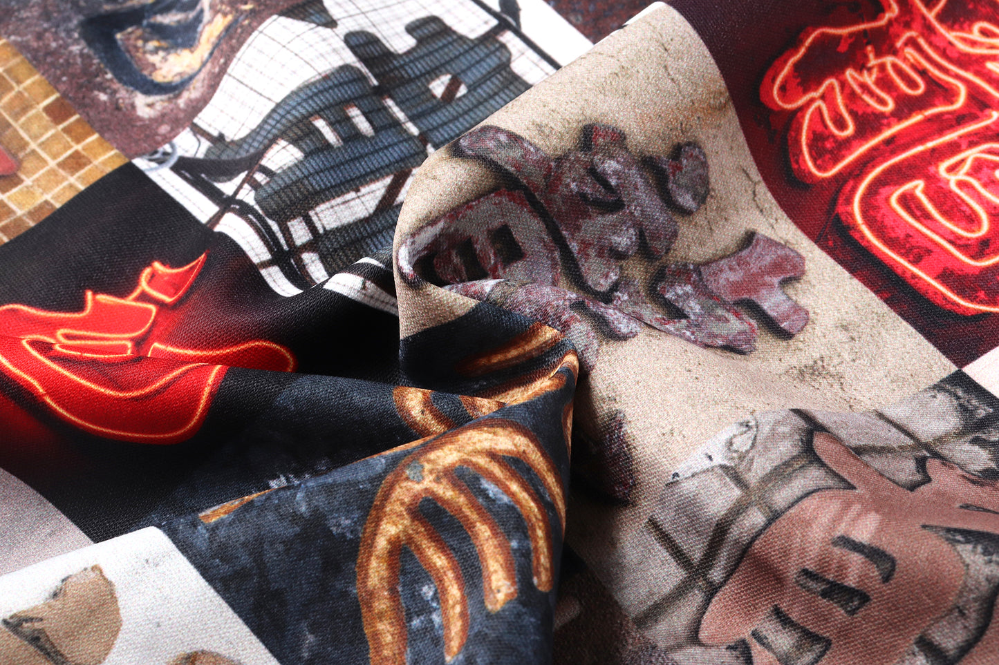 百龍 Hundred Dragons Shirt