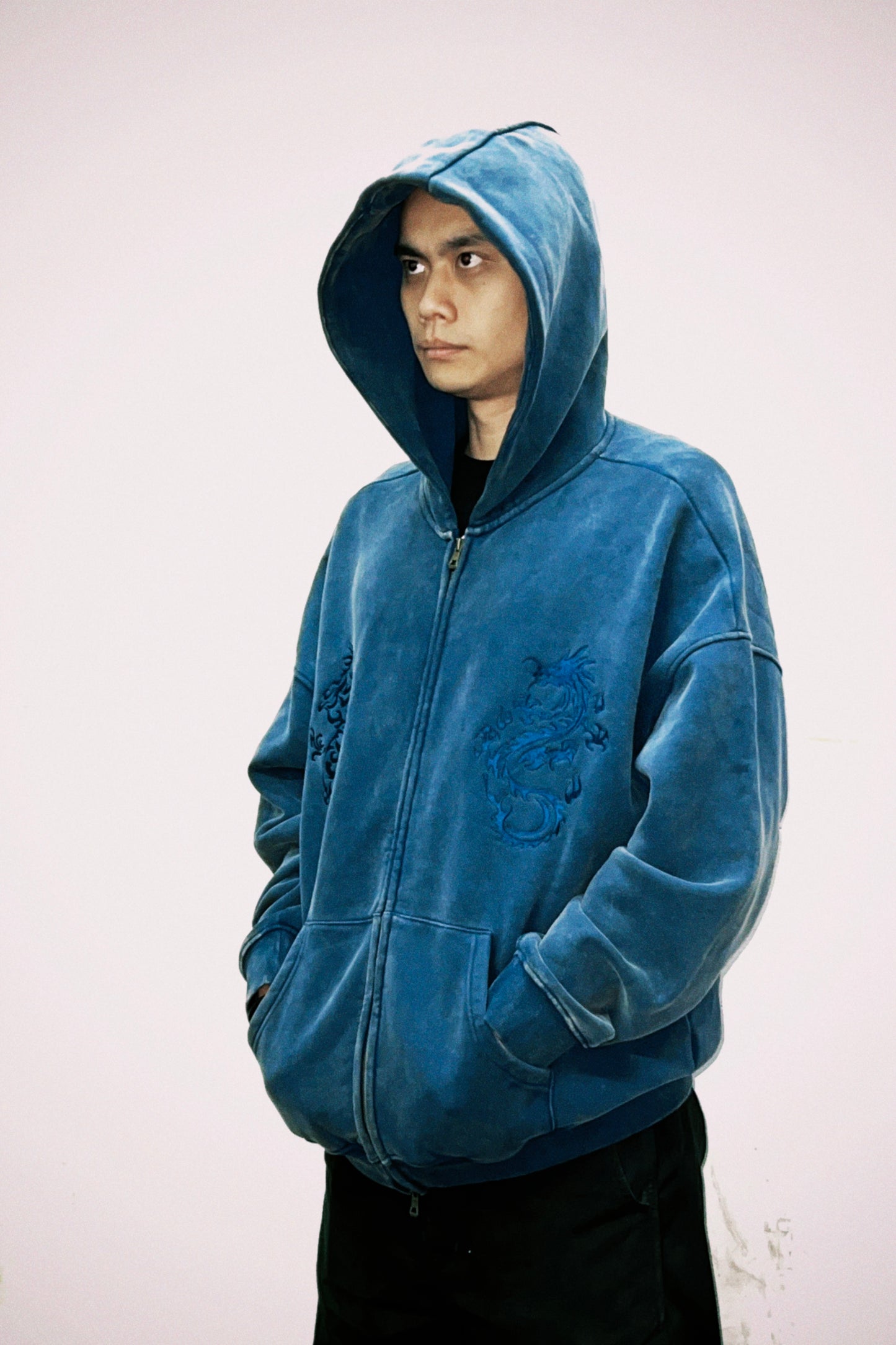 Washed Embroidered Zipup Hoodie Dark Blue