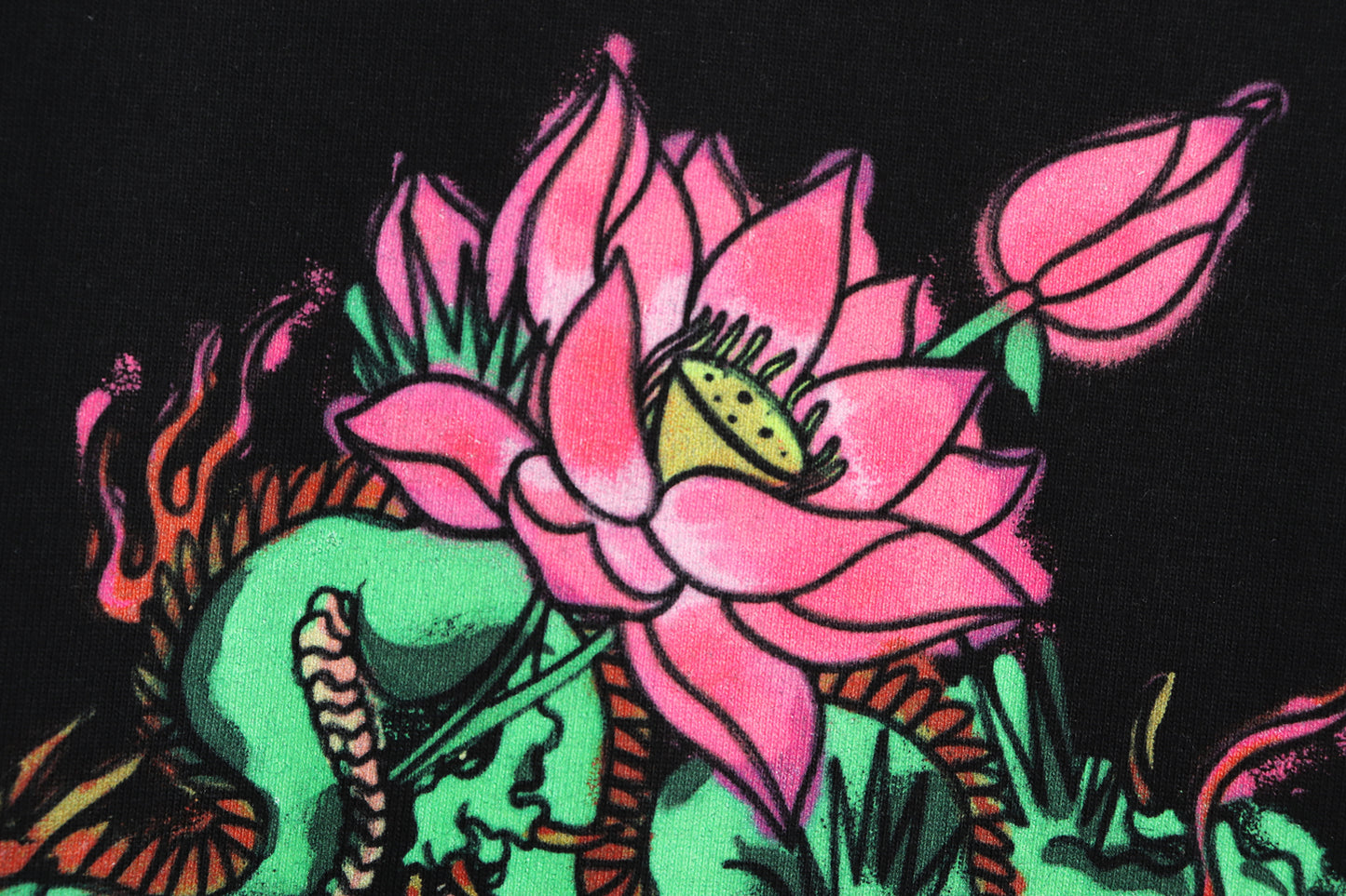 Lotus Dragon Tee Black