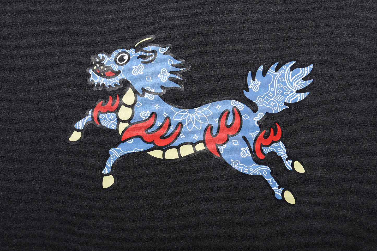 Running Kirin Tee Washed Black (Blue Paisley)