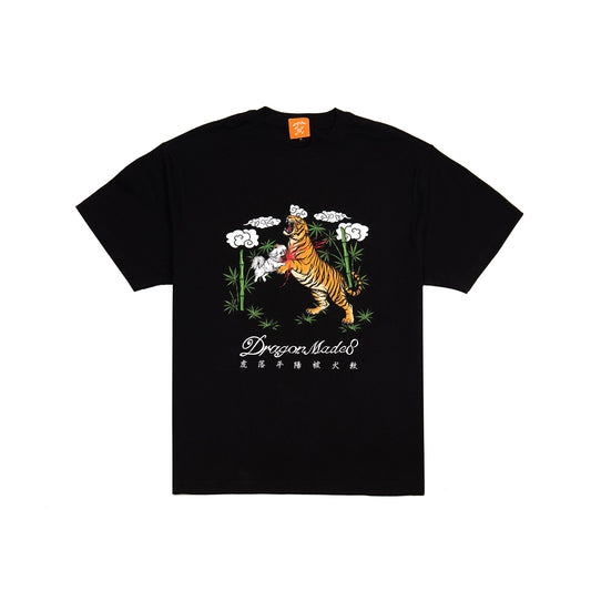 虎落平陽被犬欺 Tee Black