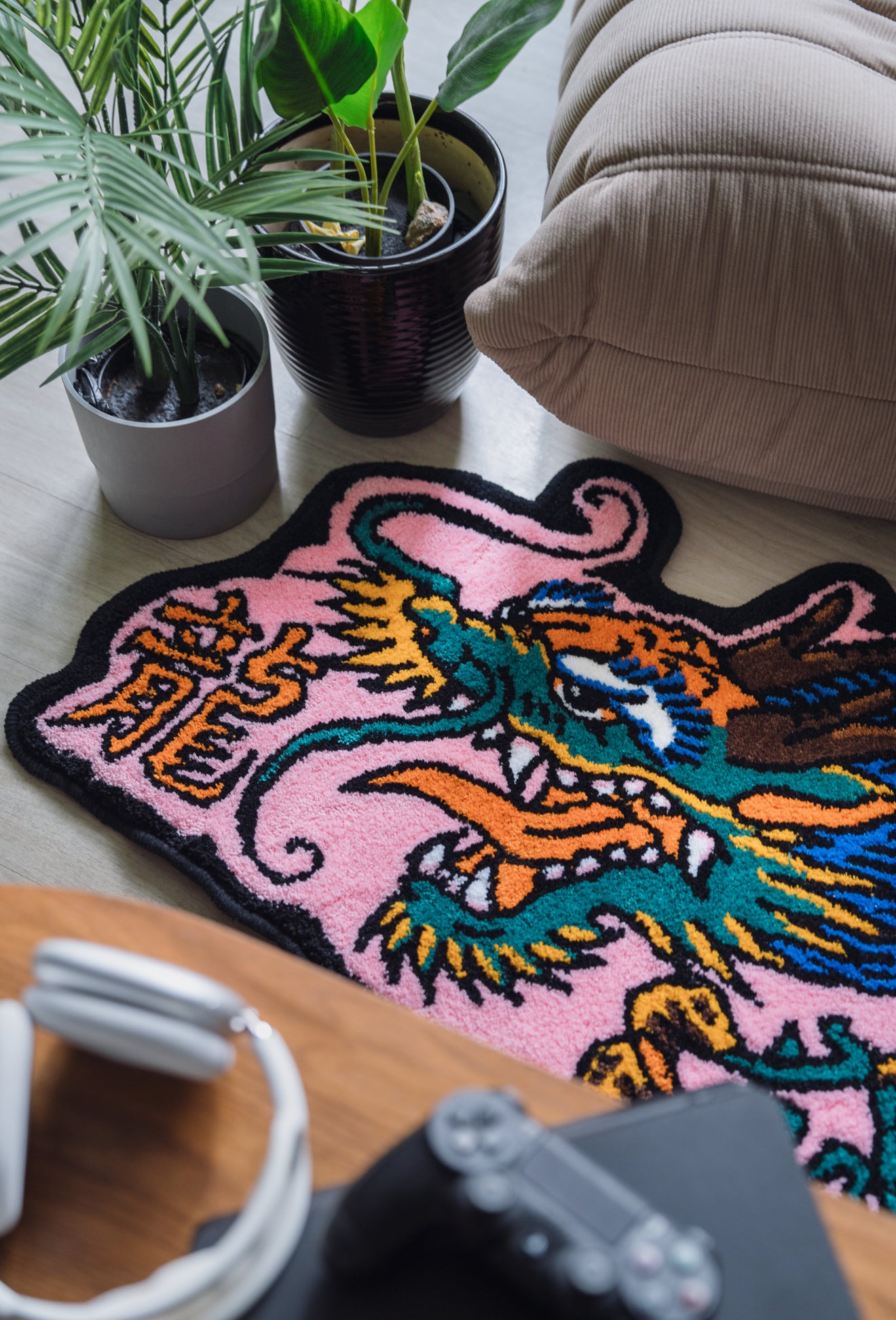 DM8 x Tattooerjan8: Dragon Head Rug
